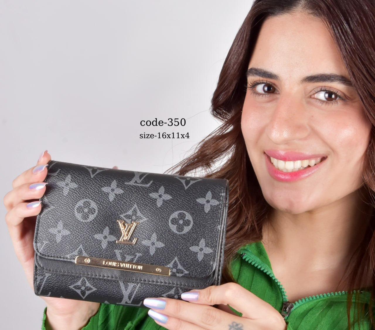 Louis Vuitton Wallet F- 350