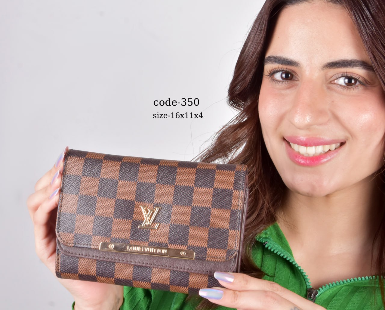 Louis Vuitton Wallet F- 350