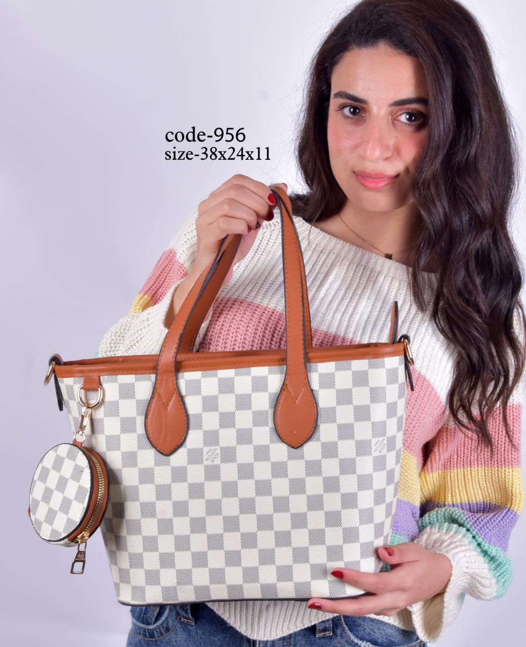 Louis Vuitton Handbag F- 956