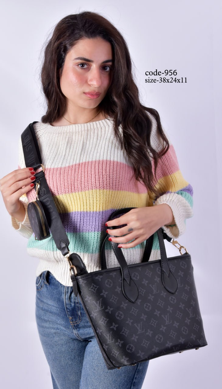 Louis Vuitton Handbag F- 956