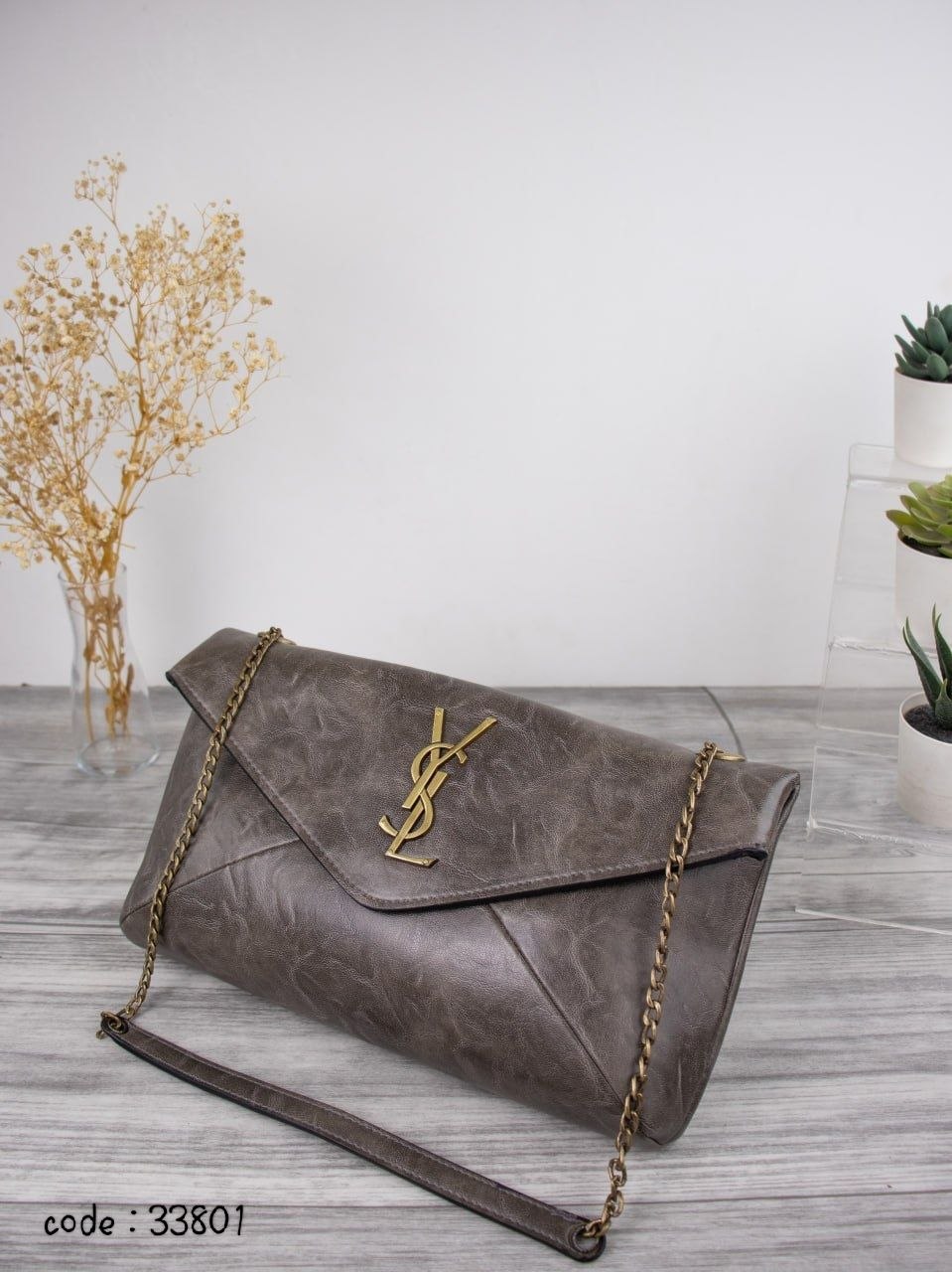 Saint Laurent Handbag L- 33801