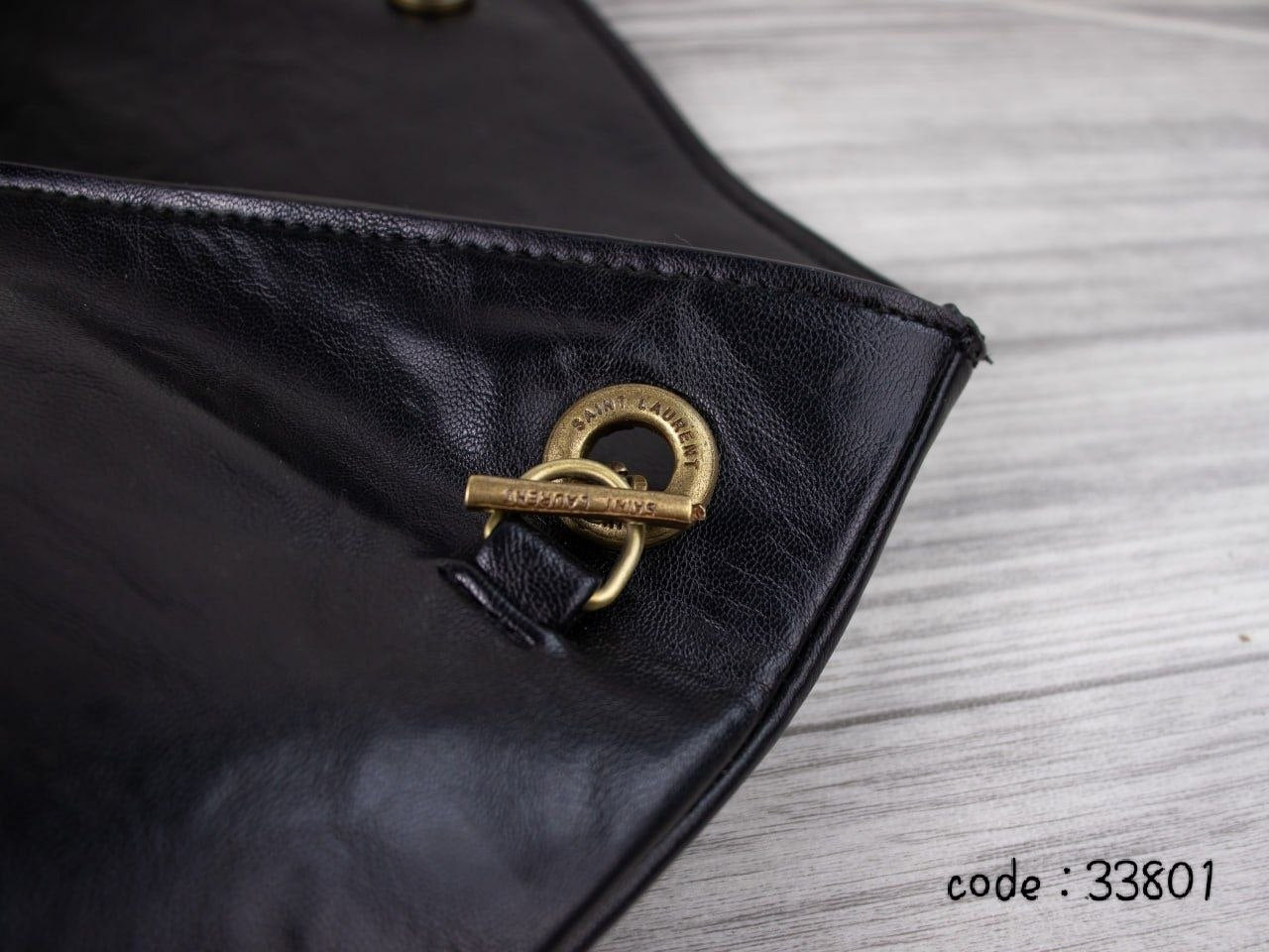 Saint Laurent Handbag L- 33801
