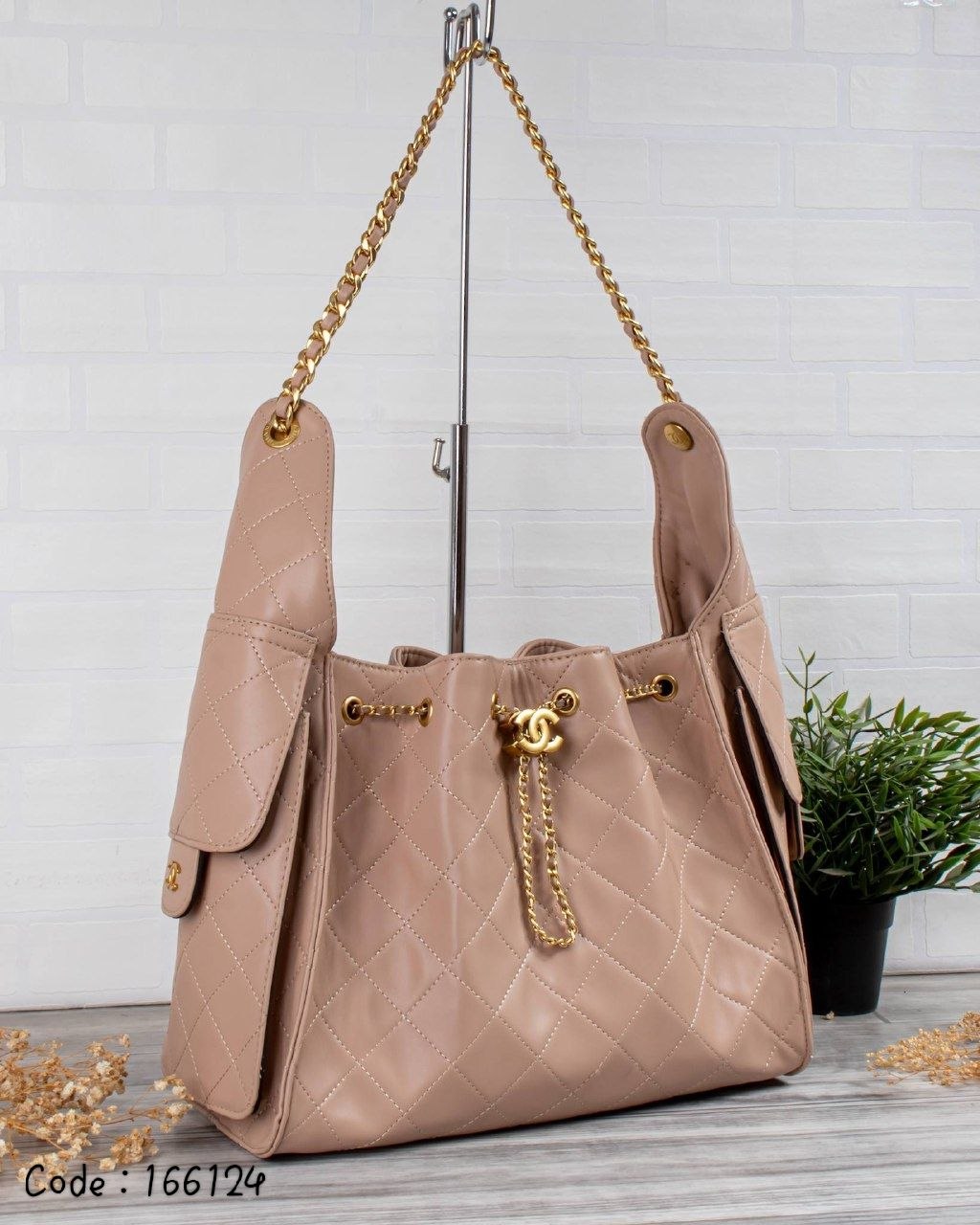 Chanel Handbag L- 166124