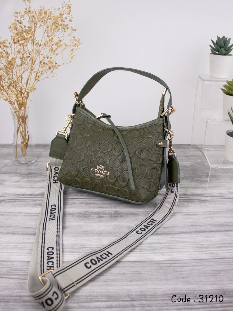 Coach Handbag L- 31210