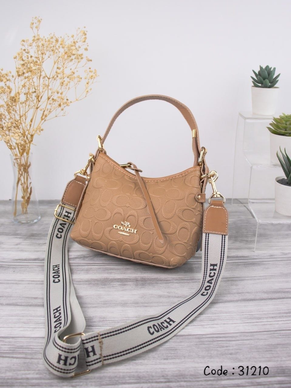 Coach Handbag L- 31210