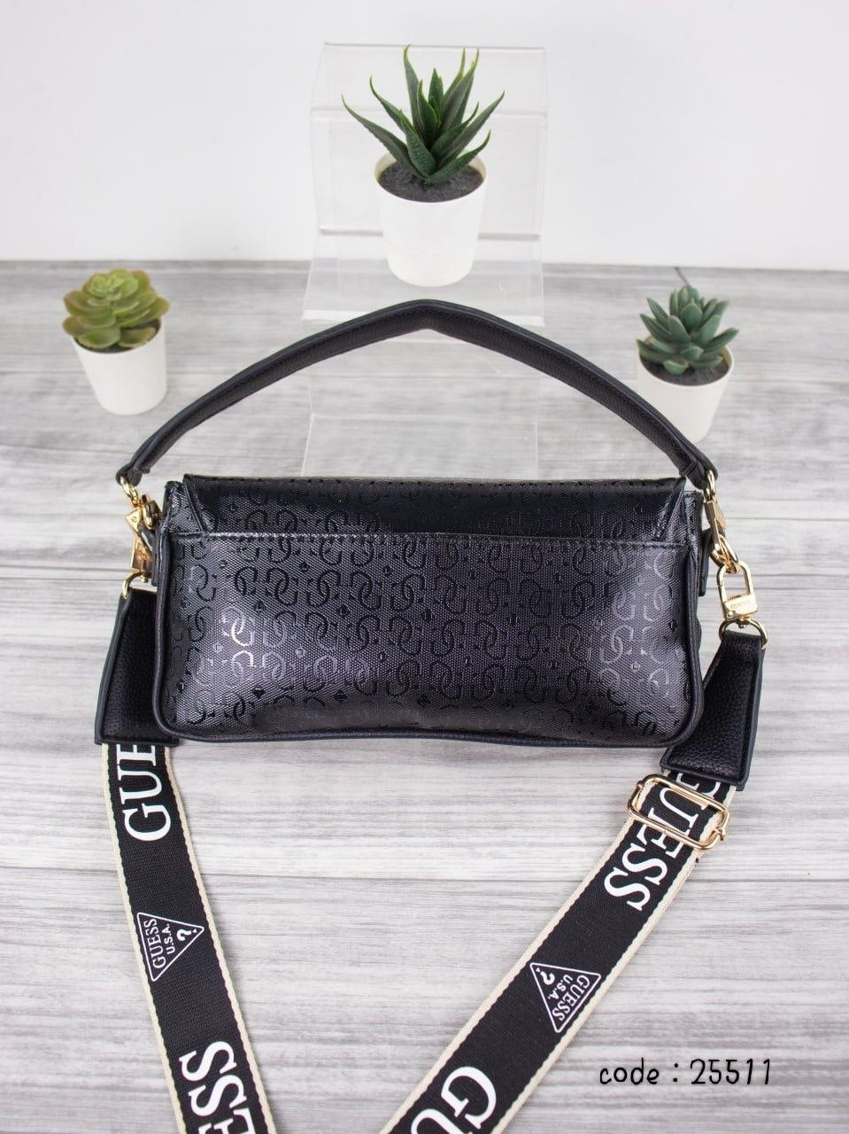 GUESS Handbag L- 25511