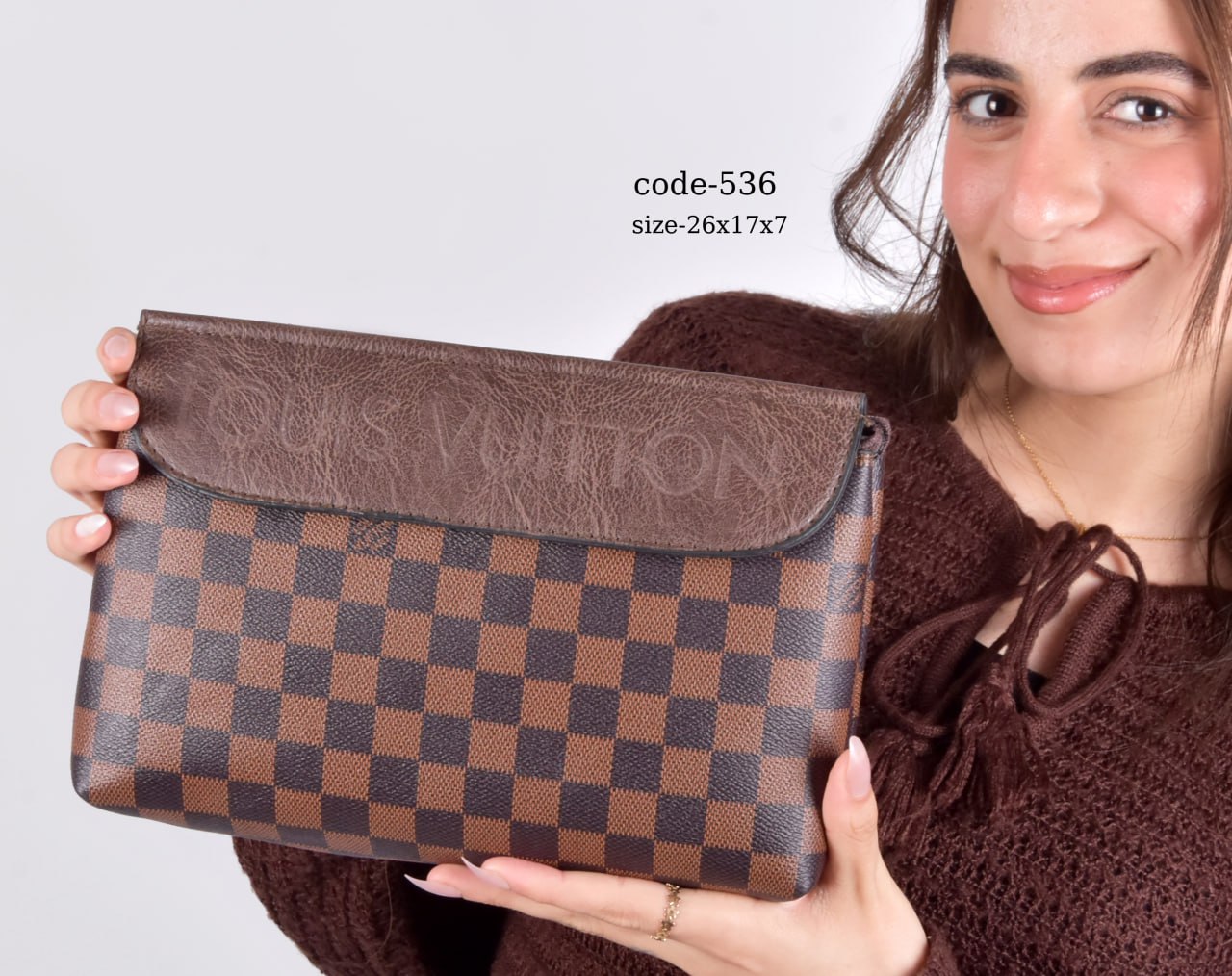 Louis Vuitton Handbag F- 536