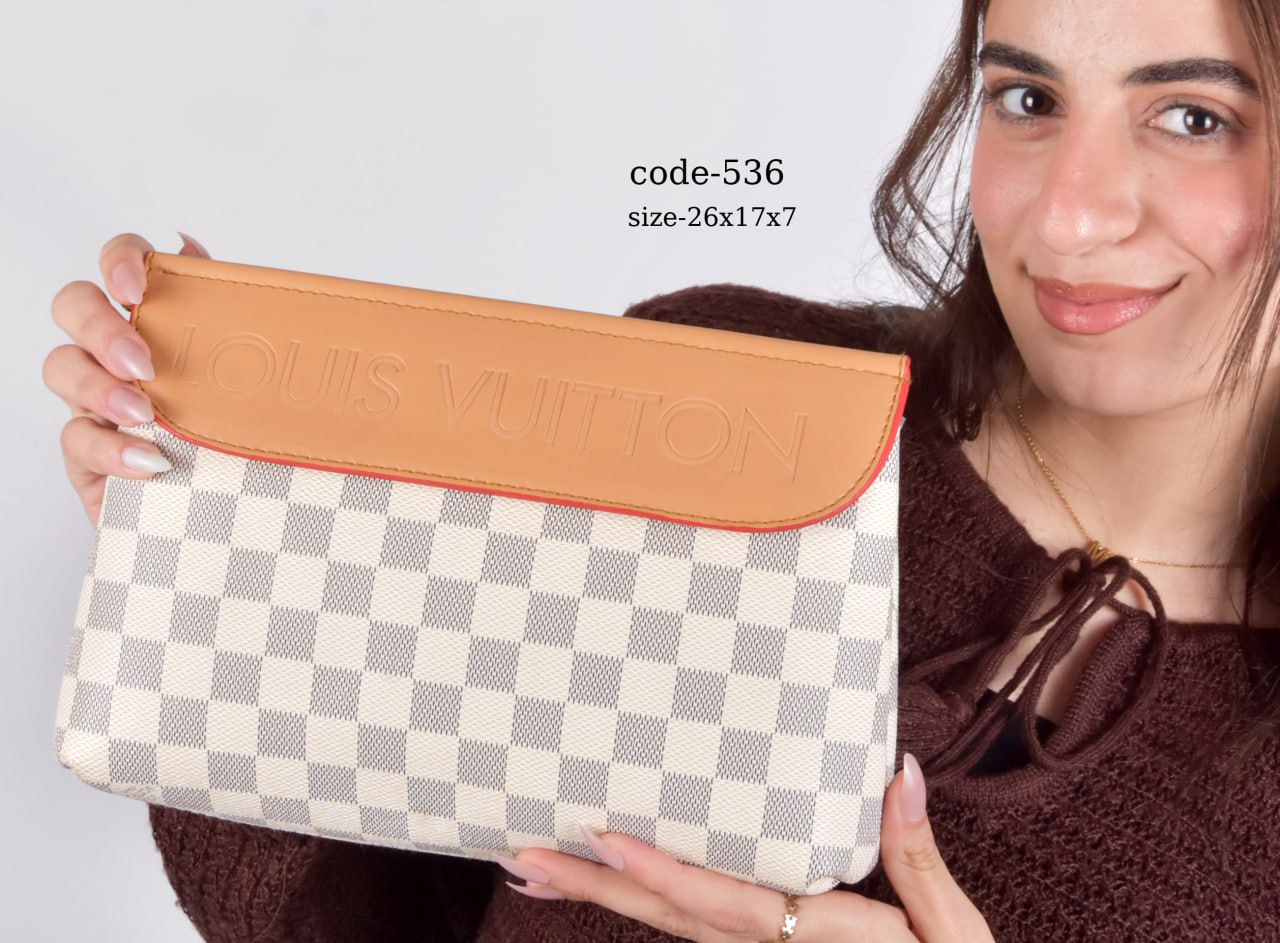 Louis Vuitton Handbag F- 536