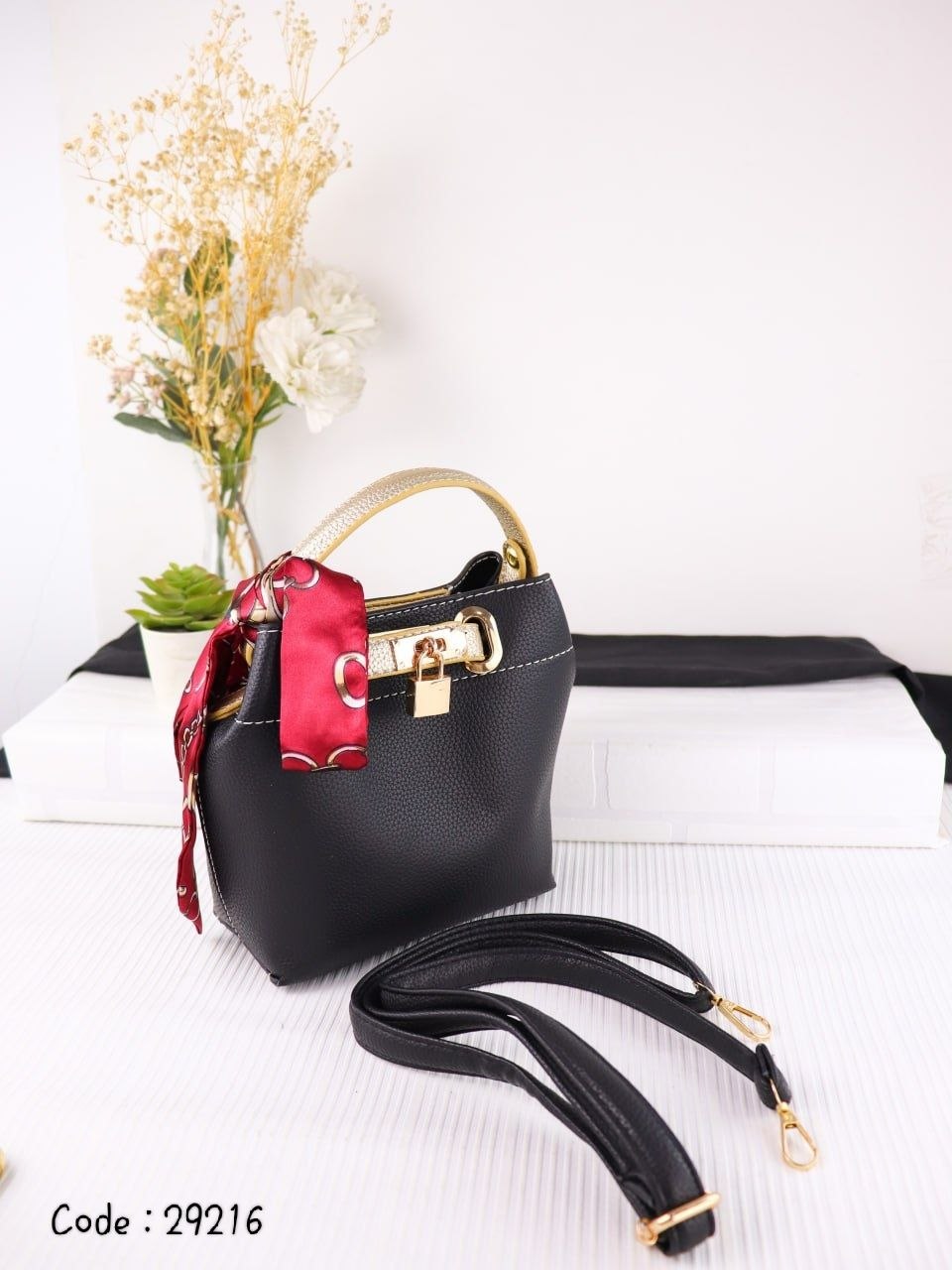 Hermès Handbag L- 29216