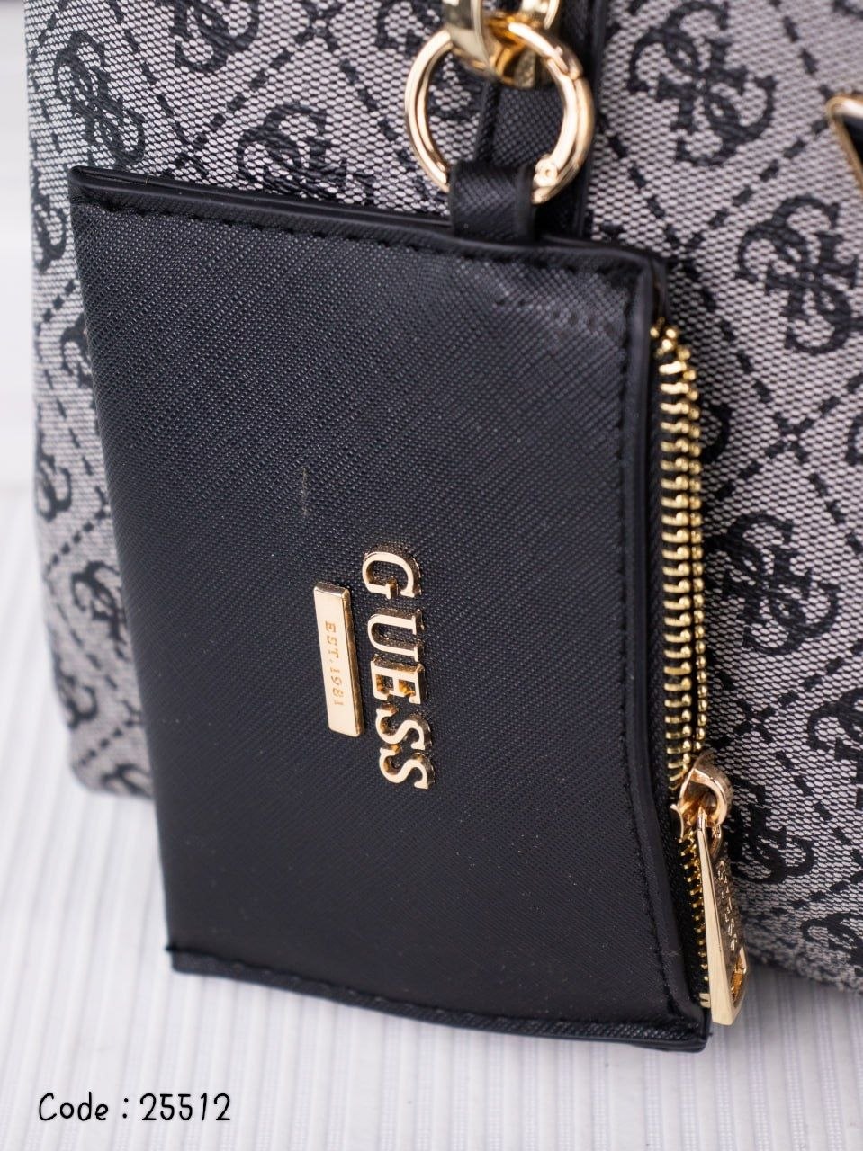 GUESS Handbag L- 25512
