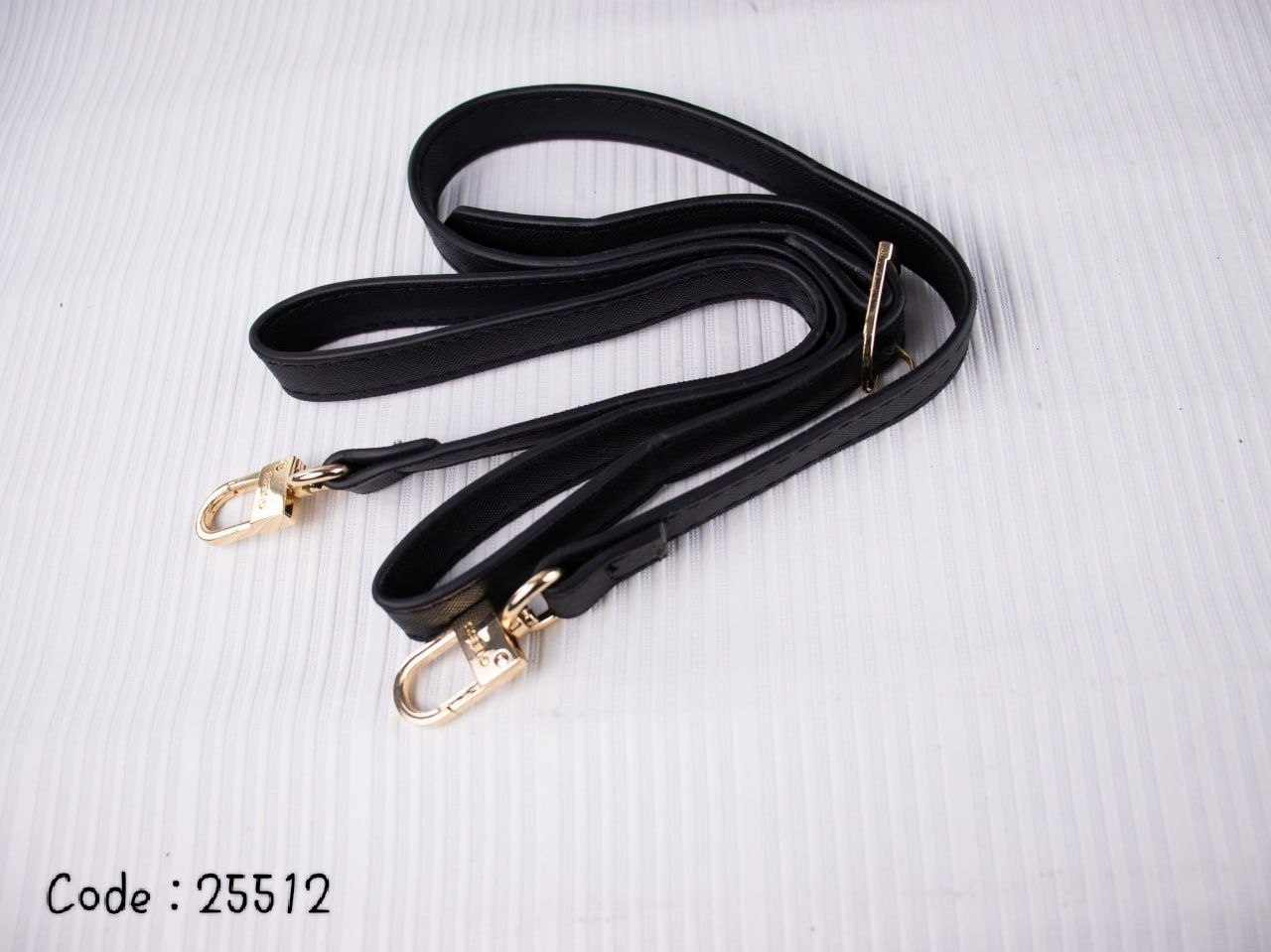 GUESS Handbag L- 25512
