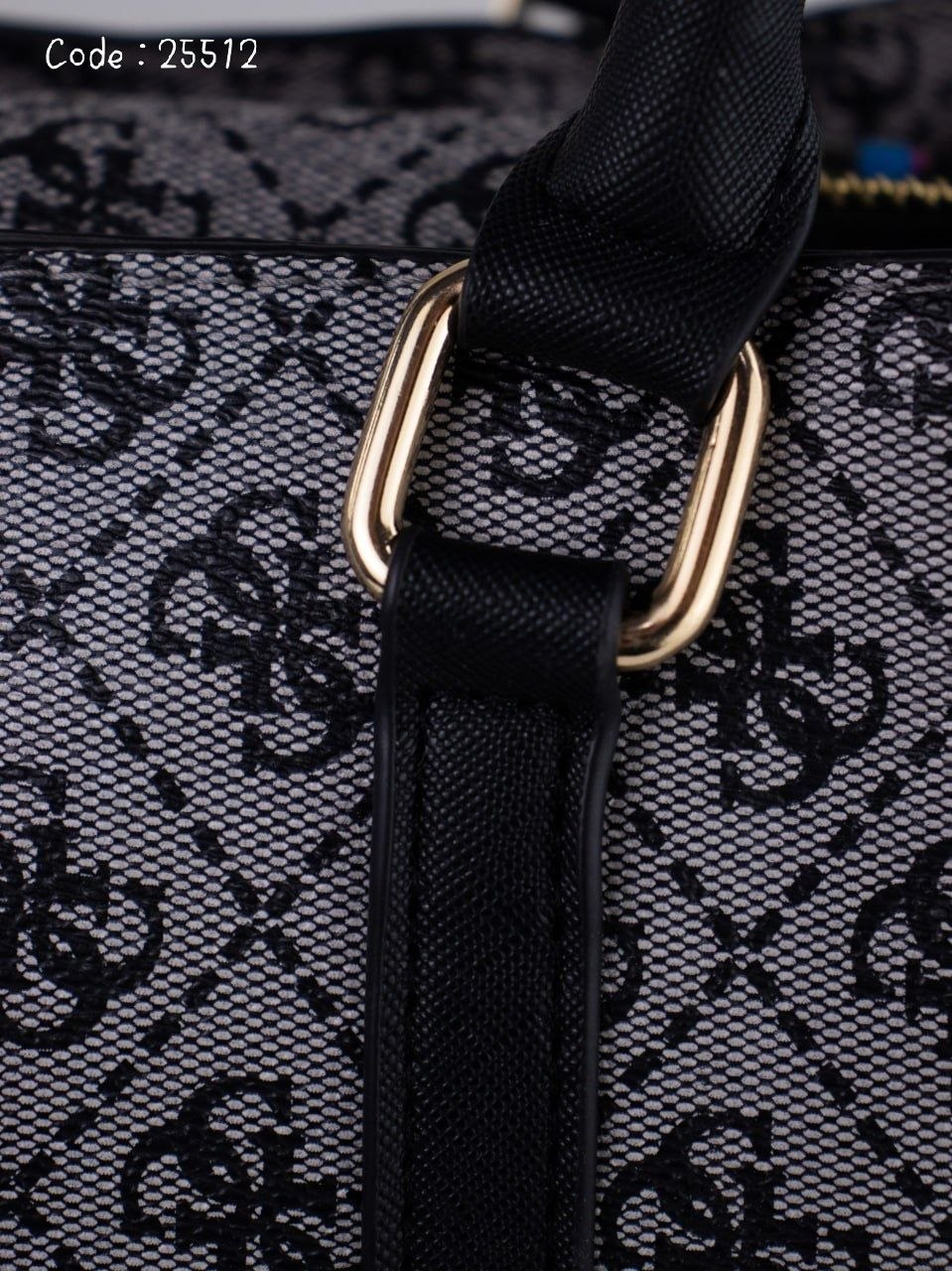 GUESS Handbag L- 25512