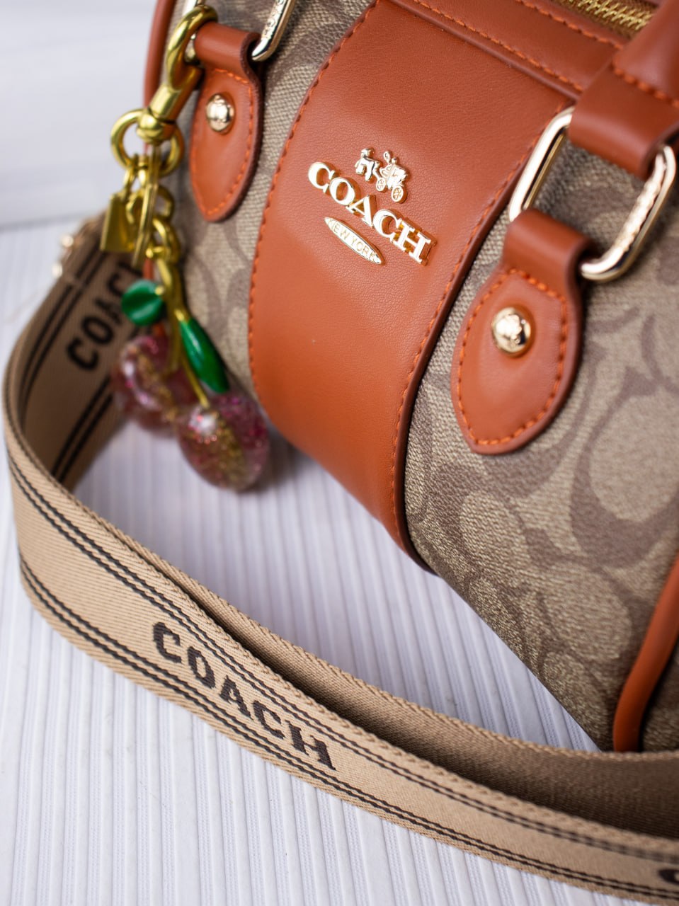 COACH Handbag L- 34403