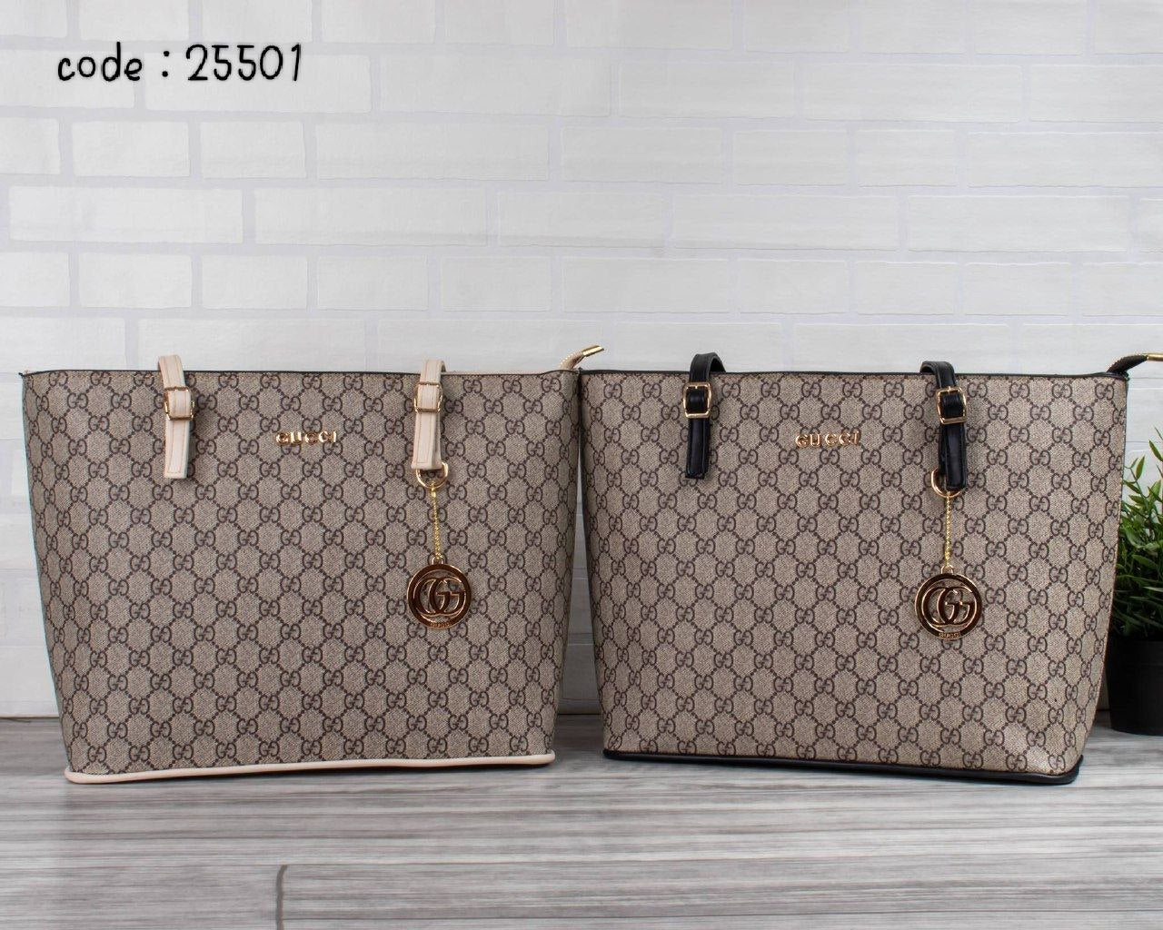 Gucci Handbag L- 25501