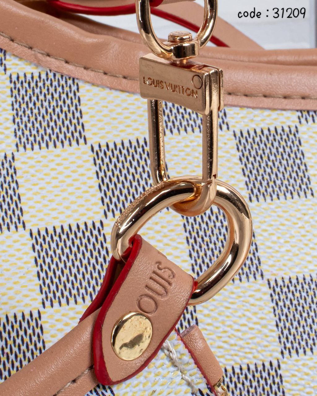 Louis Vuitton Handbag L- 31209