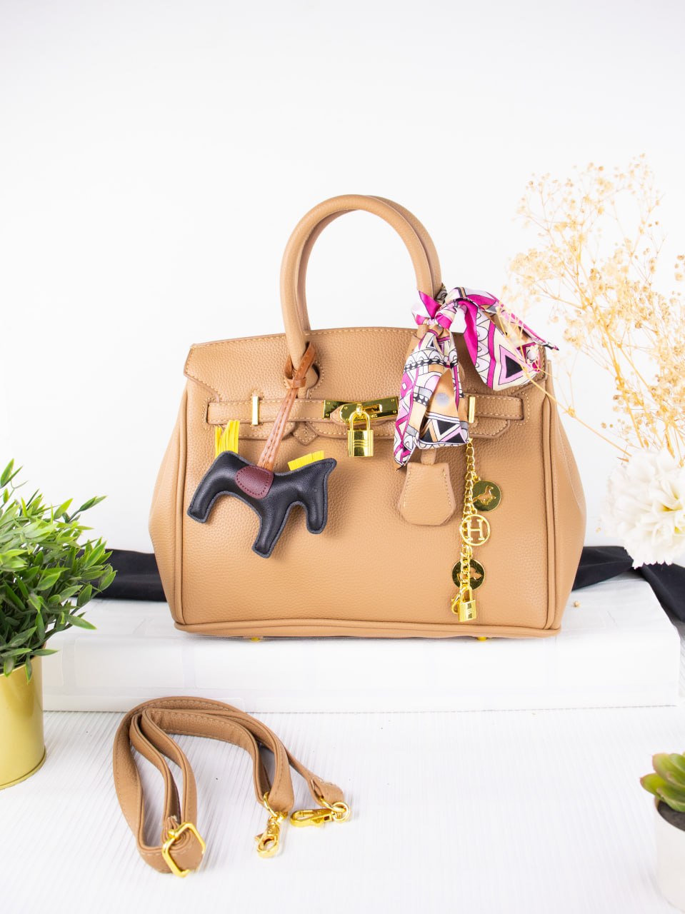 Hermès Handbag L- 29217