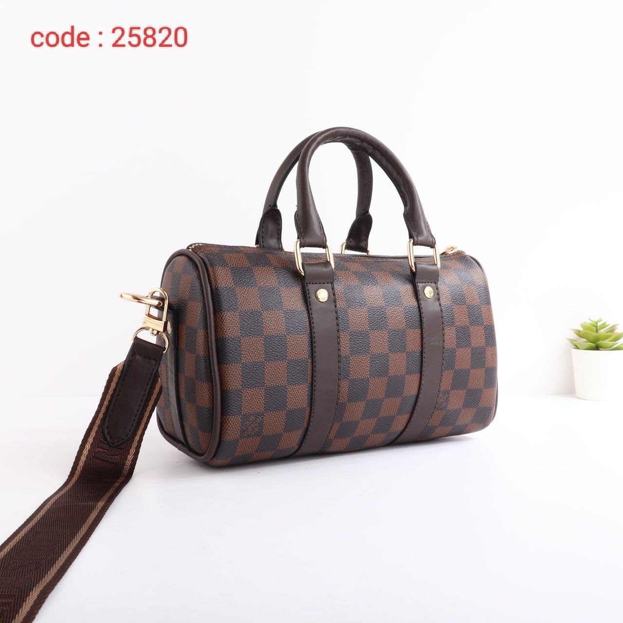 Louis Vuitton Handbag L- 25820