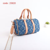 Louis Vuitton Handbag L- 25820