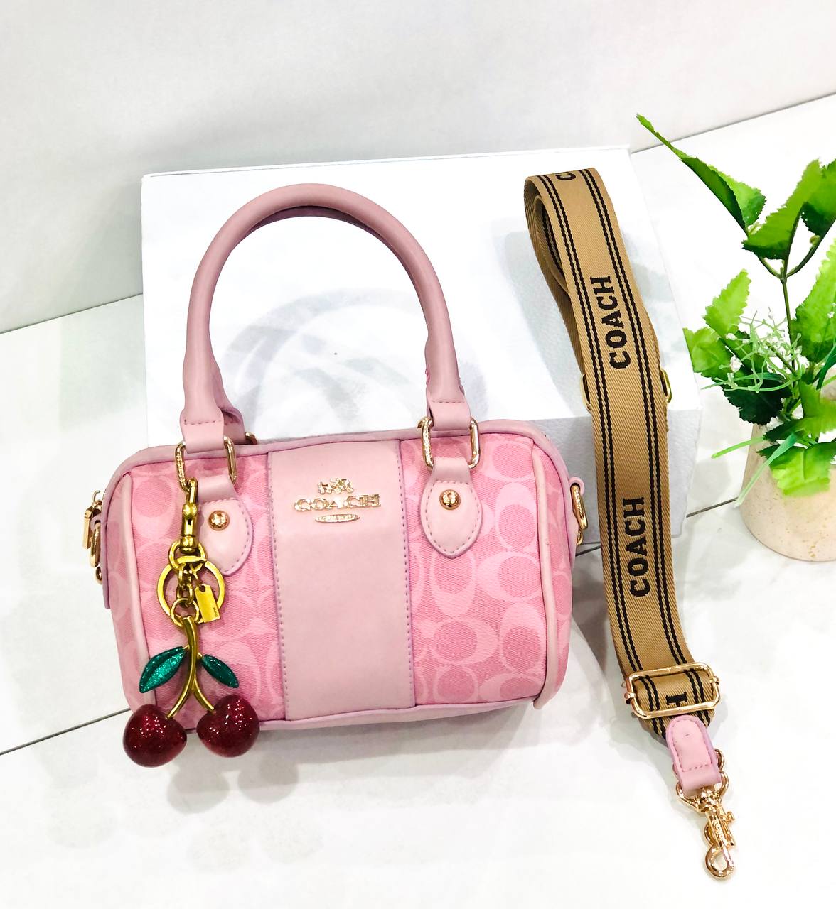 COACH Handbag L- 34403