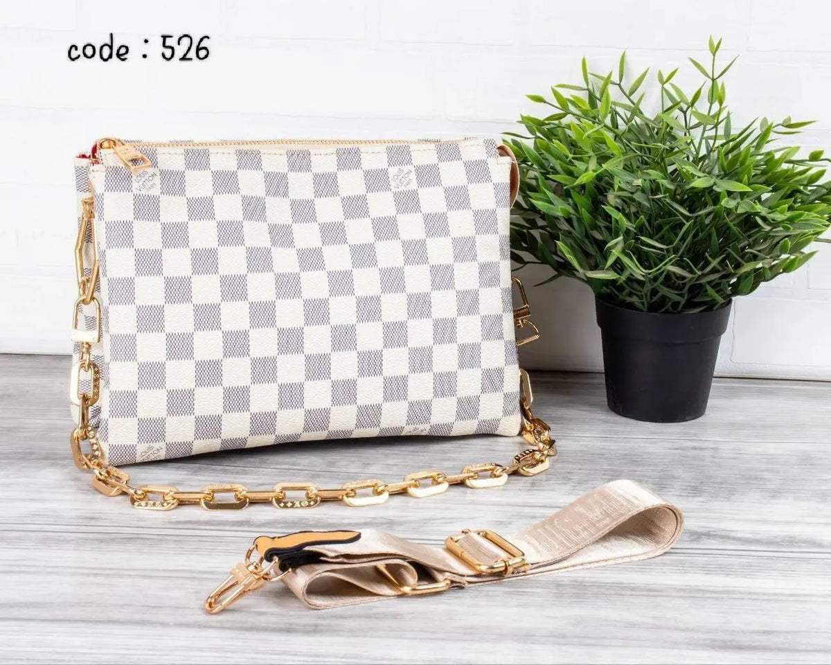 Louis Vuitton Handbag L- 526
