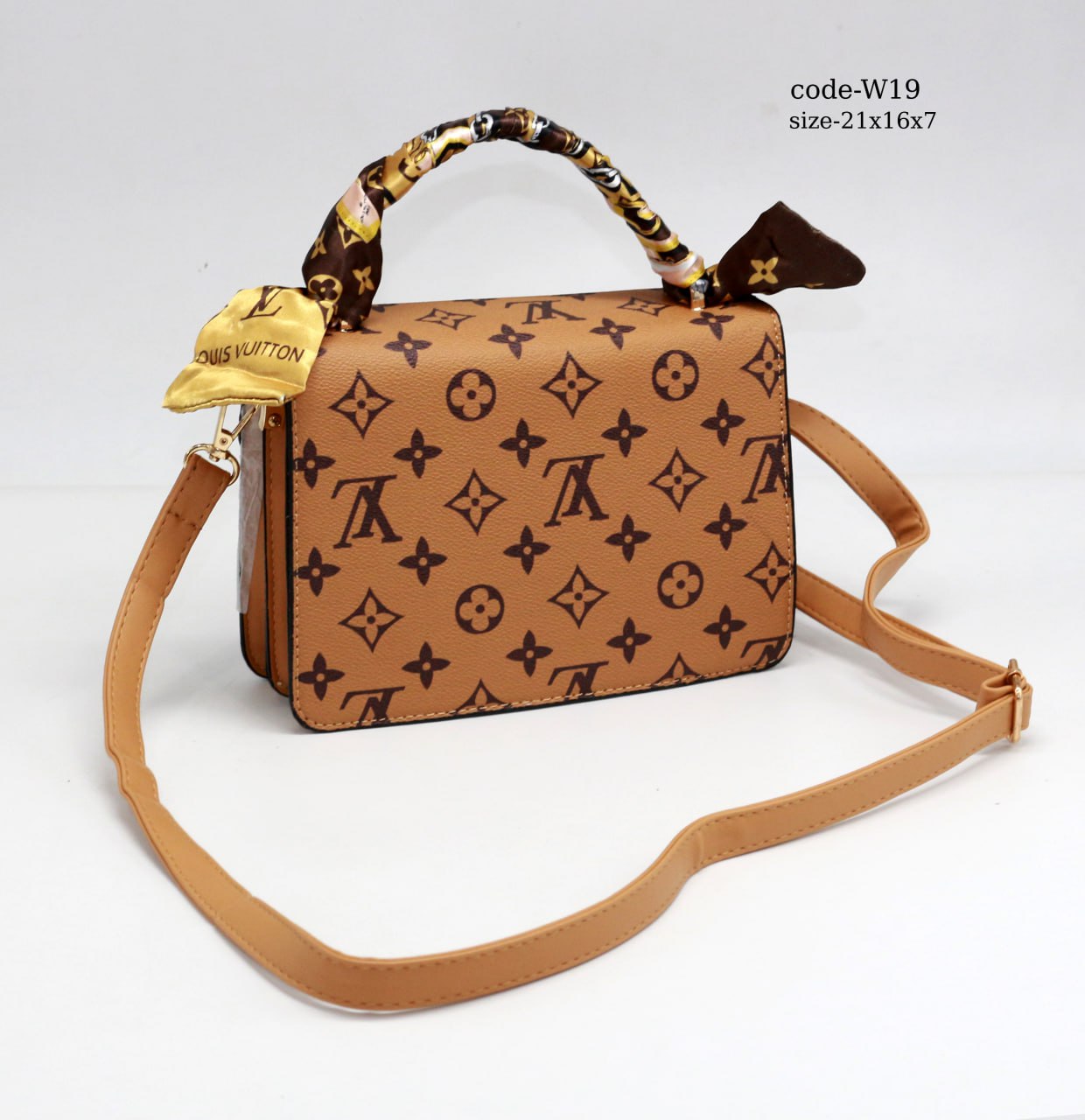 Louis Vuitton Handbag F- w19