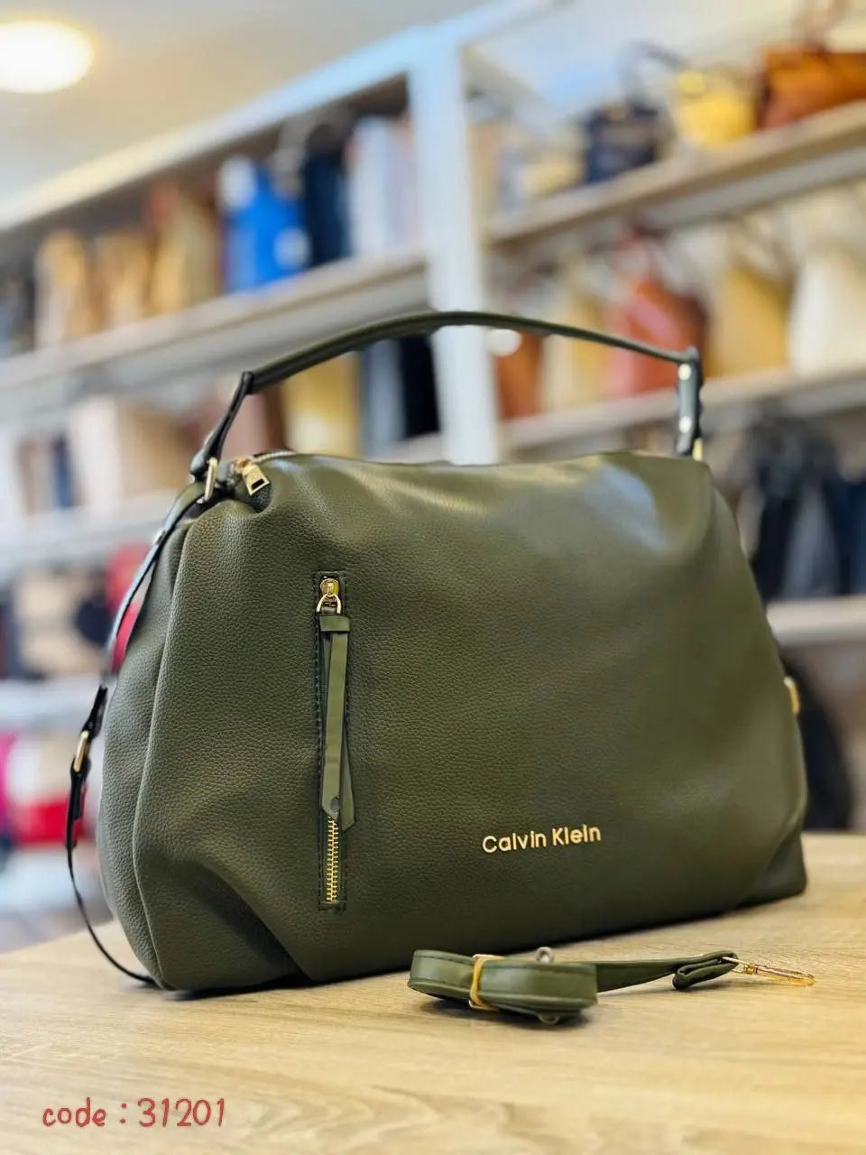 Calvin Klein Handbag L- 31201
