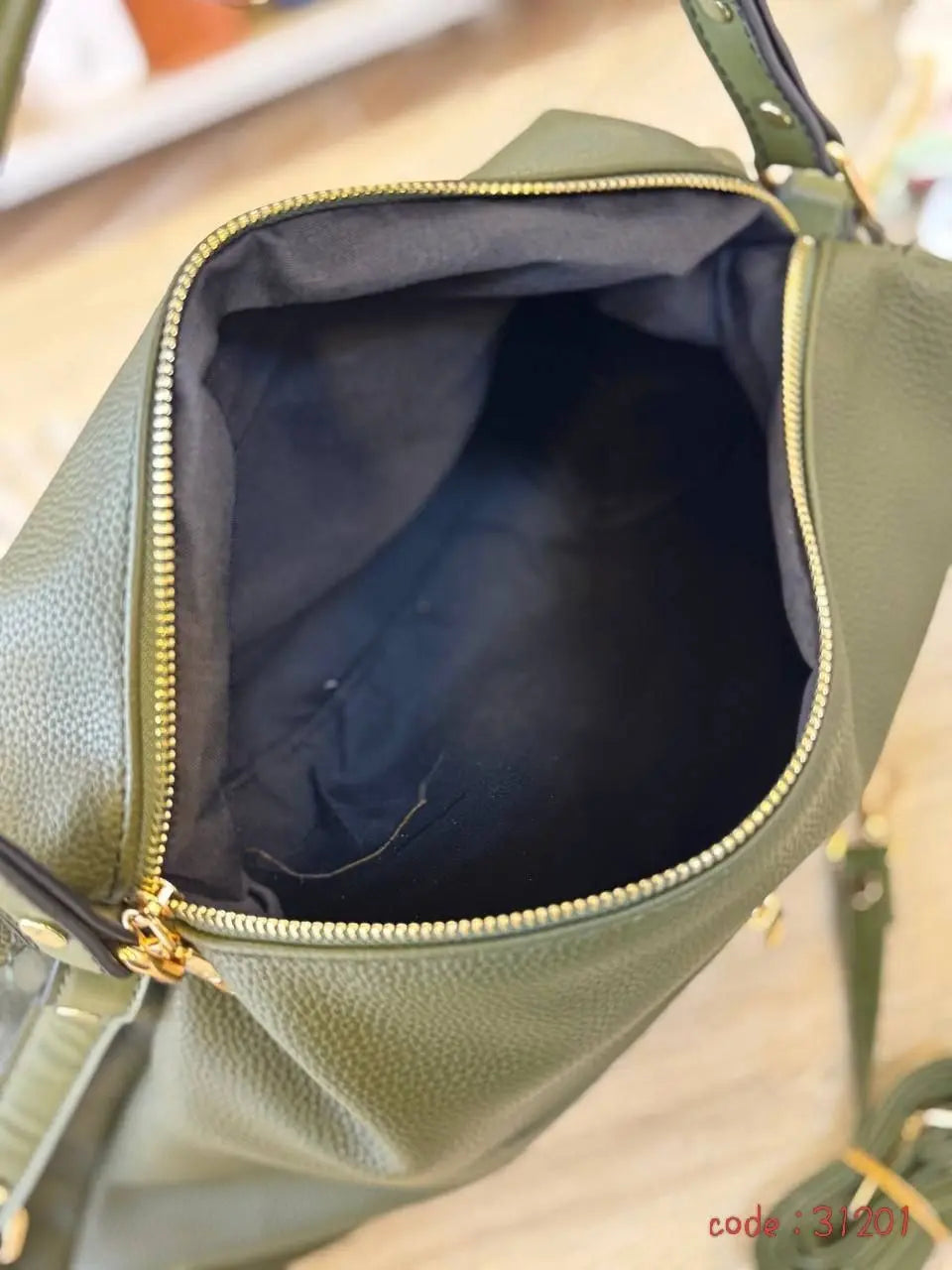 Calvin Klein Handbag L- 31201