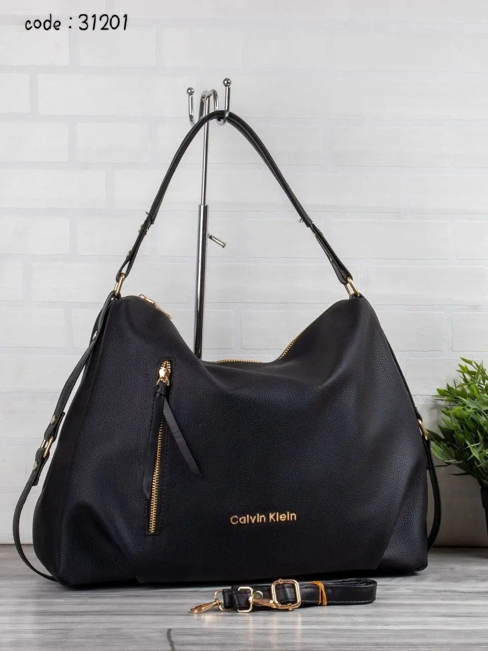 Calvin Klein Handbag L- 31201