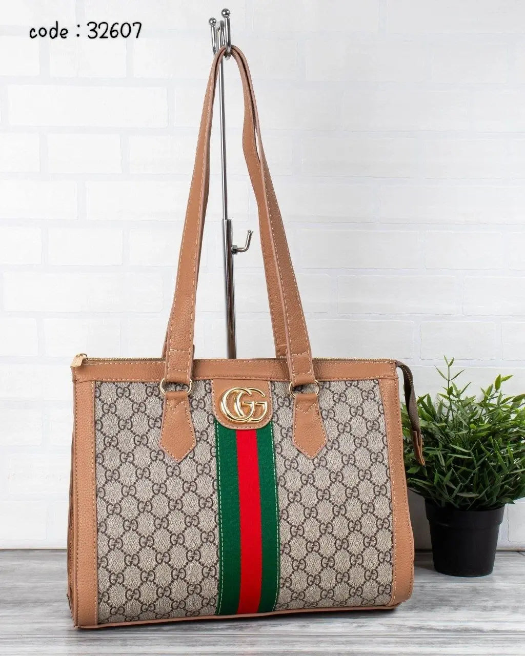 Gucci Handbag L- 32607