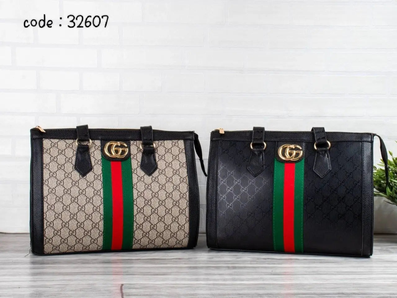 Gucci Handbag L- 32607