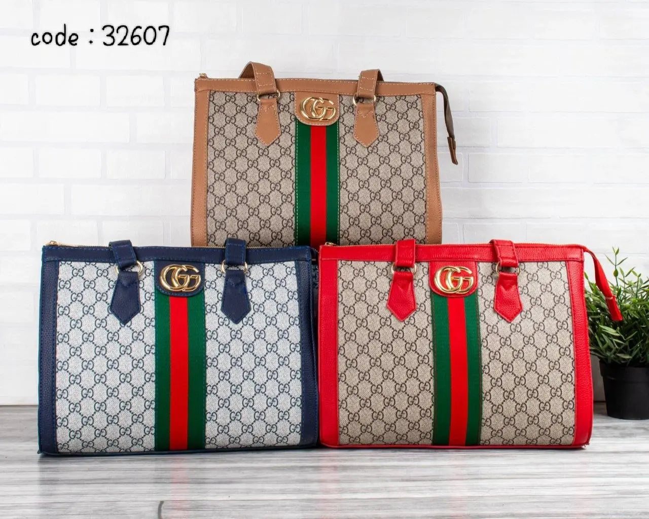 Gucci Handbag L- 32607