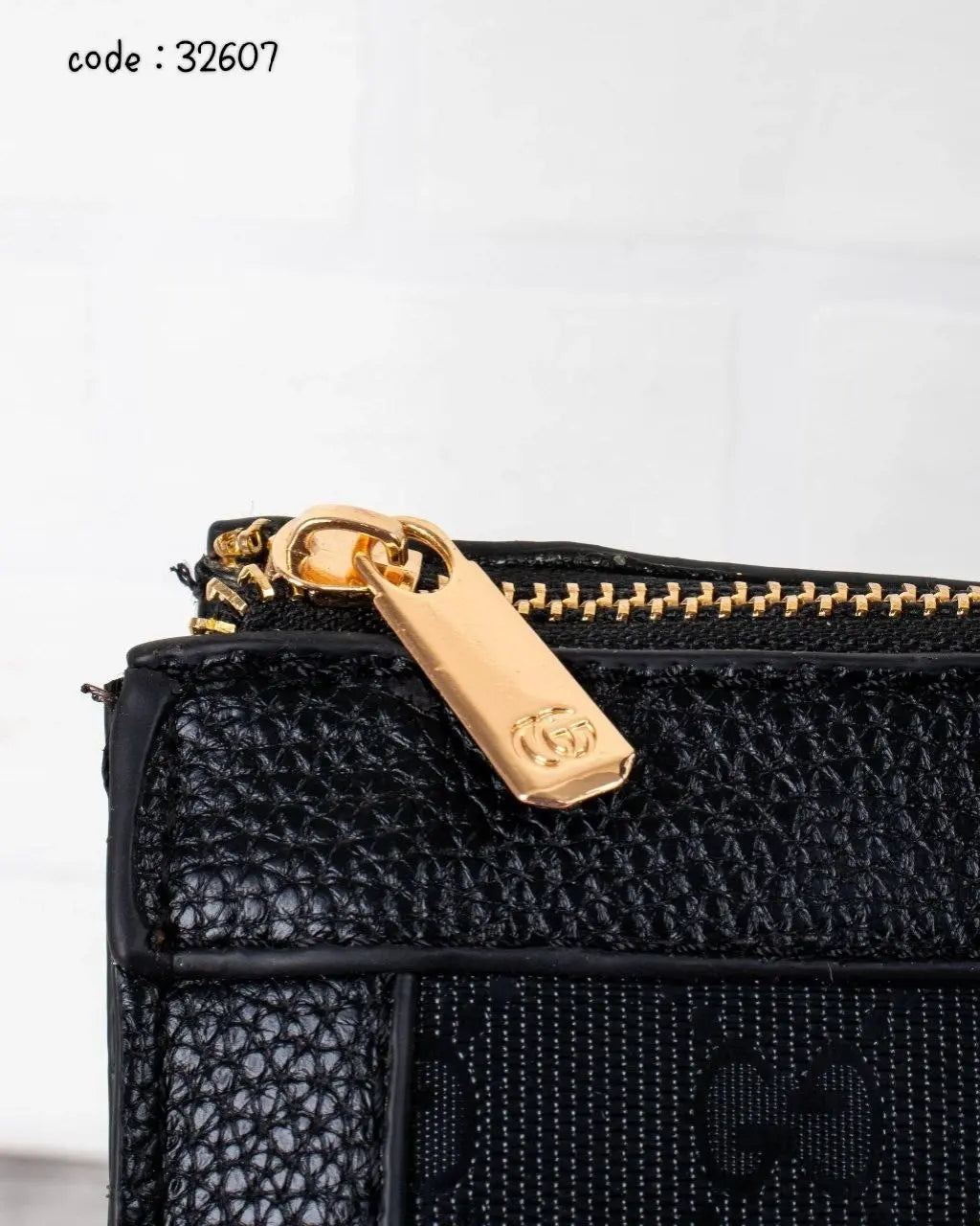 Gucci Handbag L- 32607