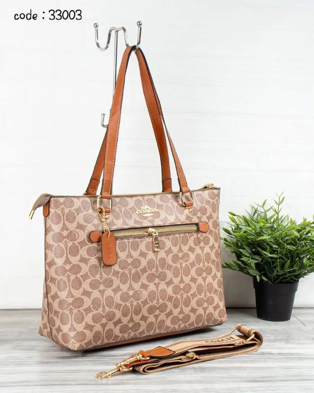 Coach Handbag L- 33003