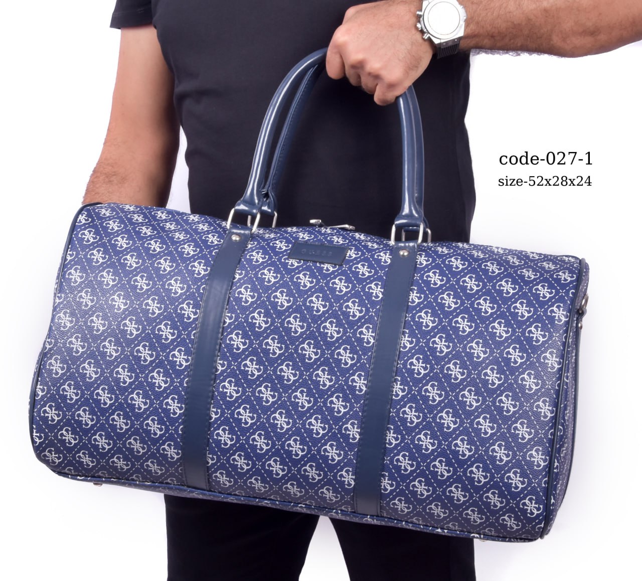 GUESS Travel/Gym Duffel Bag F- 027-1