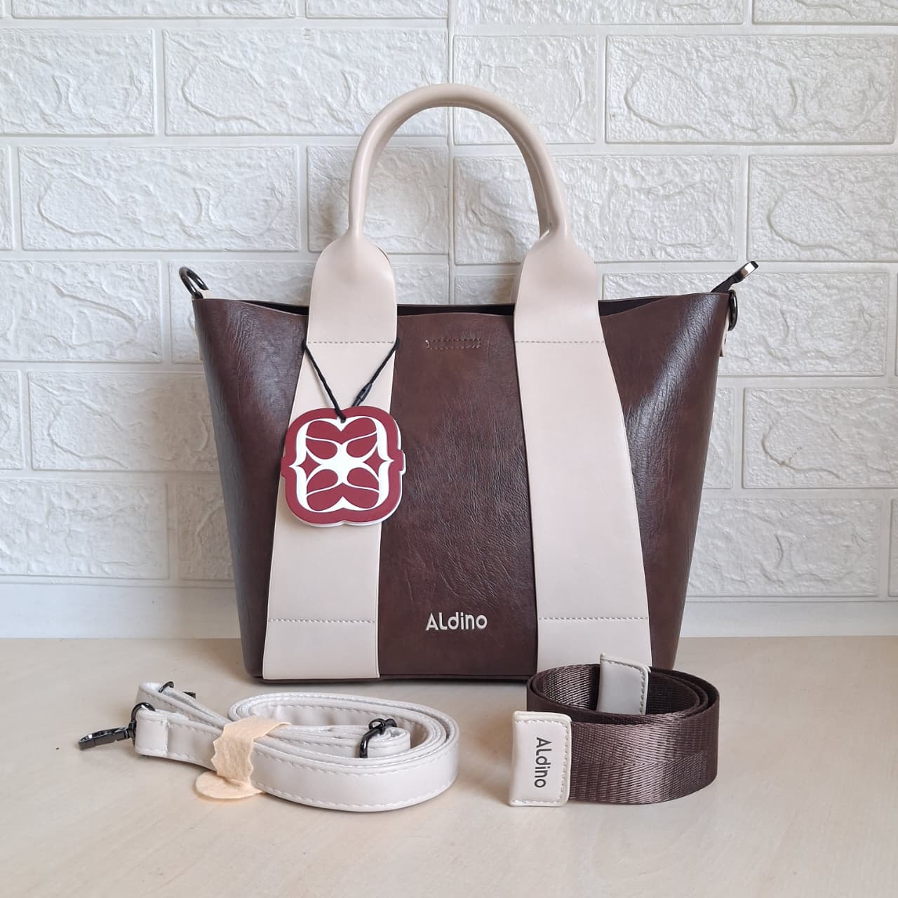 Aldino Handbag T- GB30 With Box 🎁