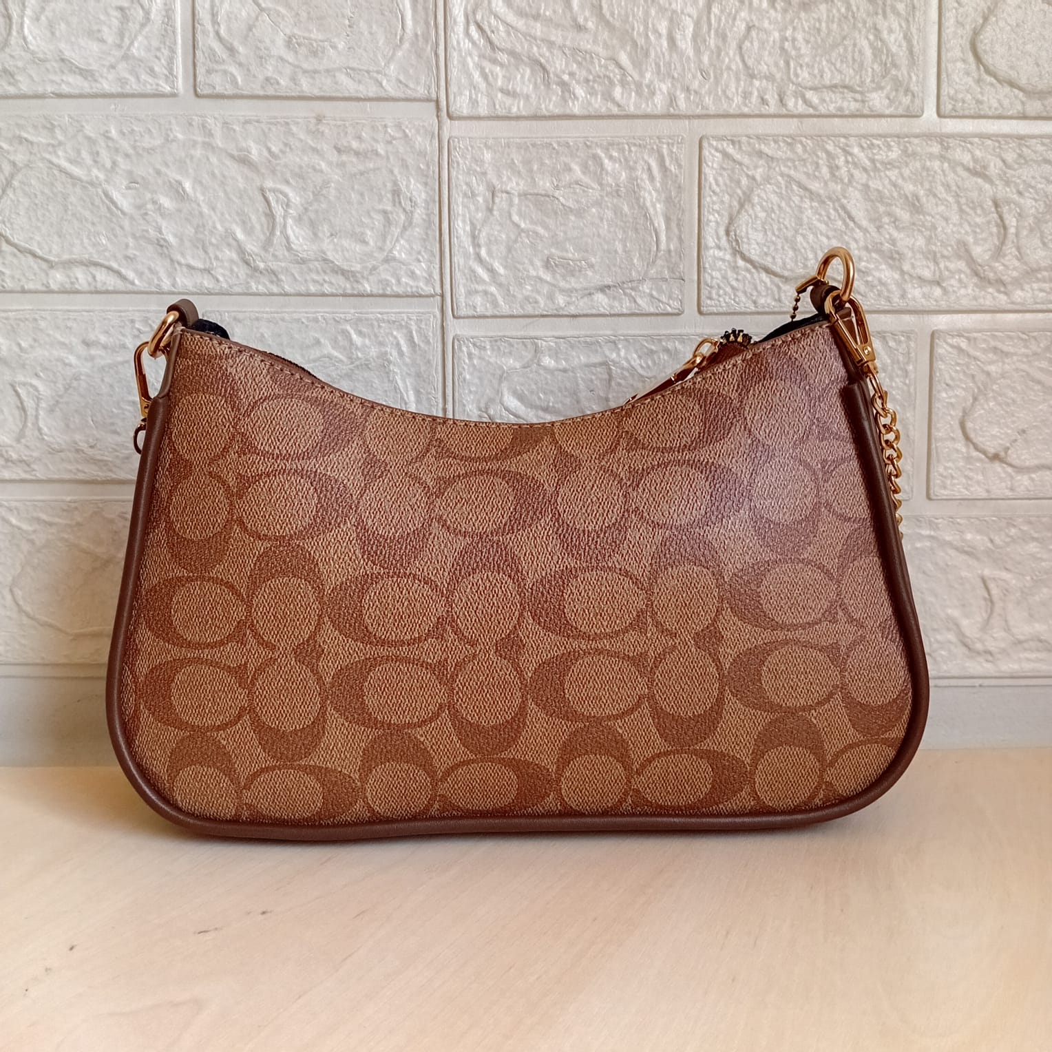 Coach Handbag N- 08