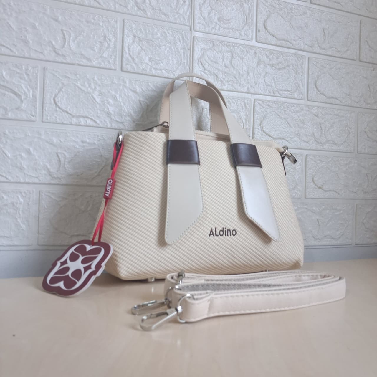 Aldino Handbag T- GB25