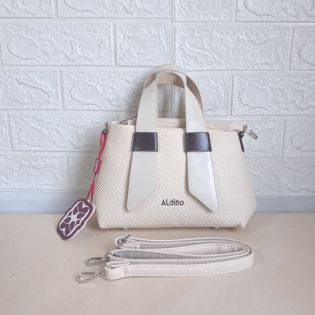 Aldino Handbag T- GB25