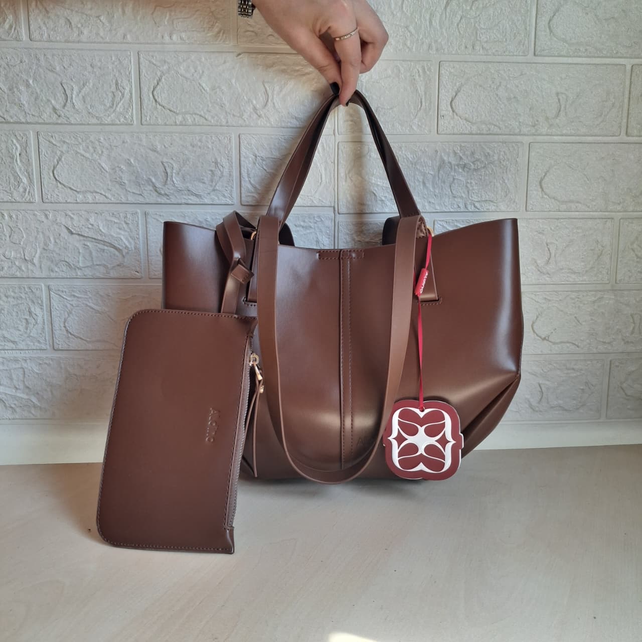 Aldino Handbag T- GB26