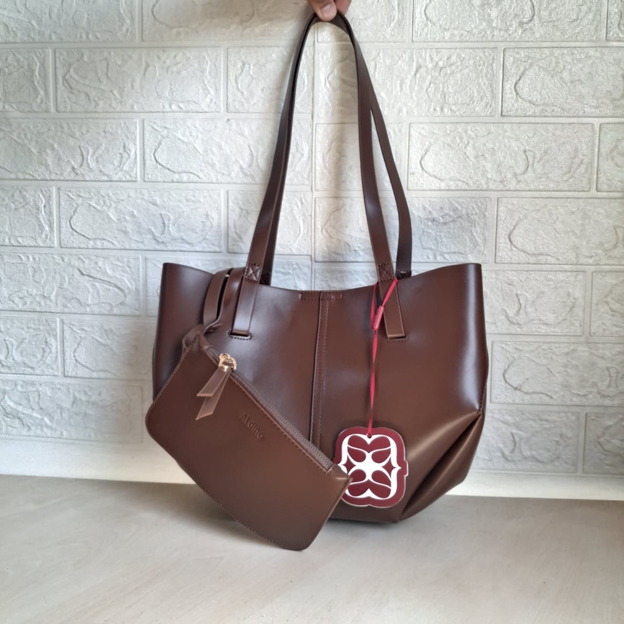 Aldino Handbag T- GB26