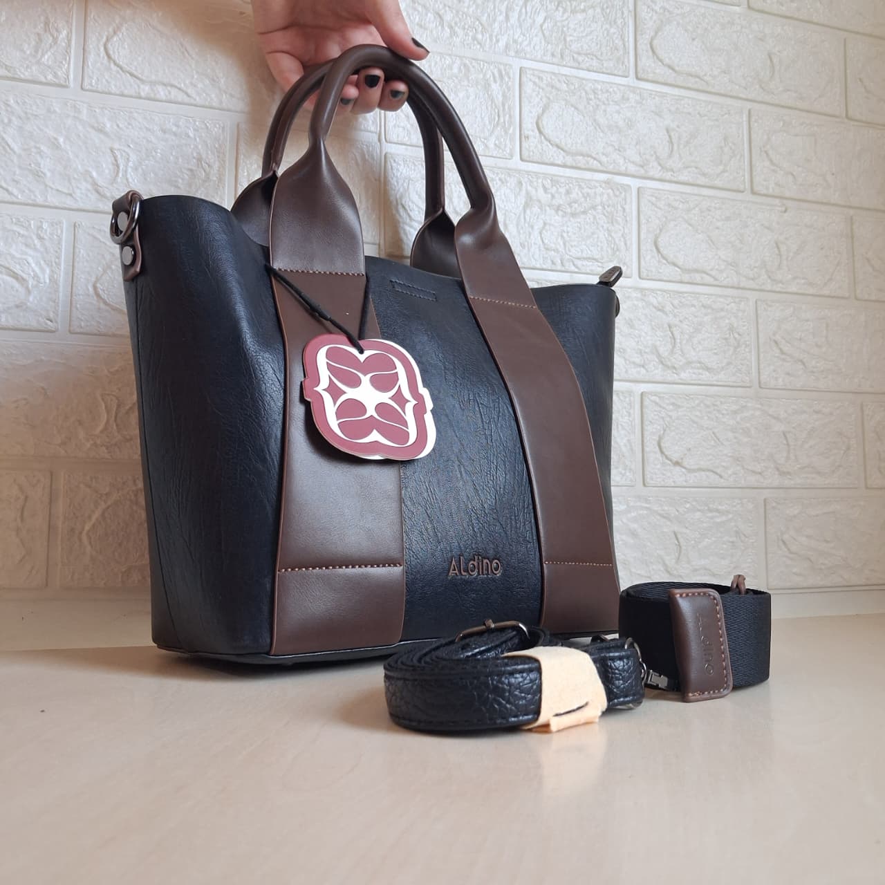 Aldino Handbag T- GB30