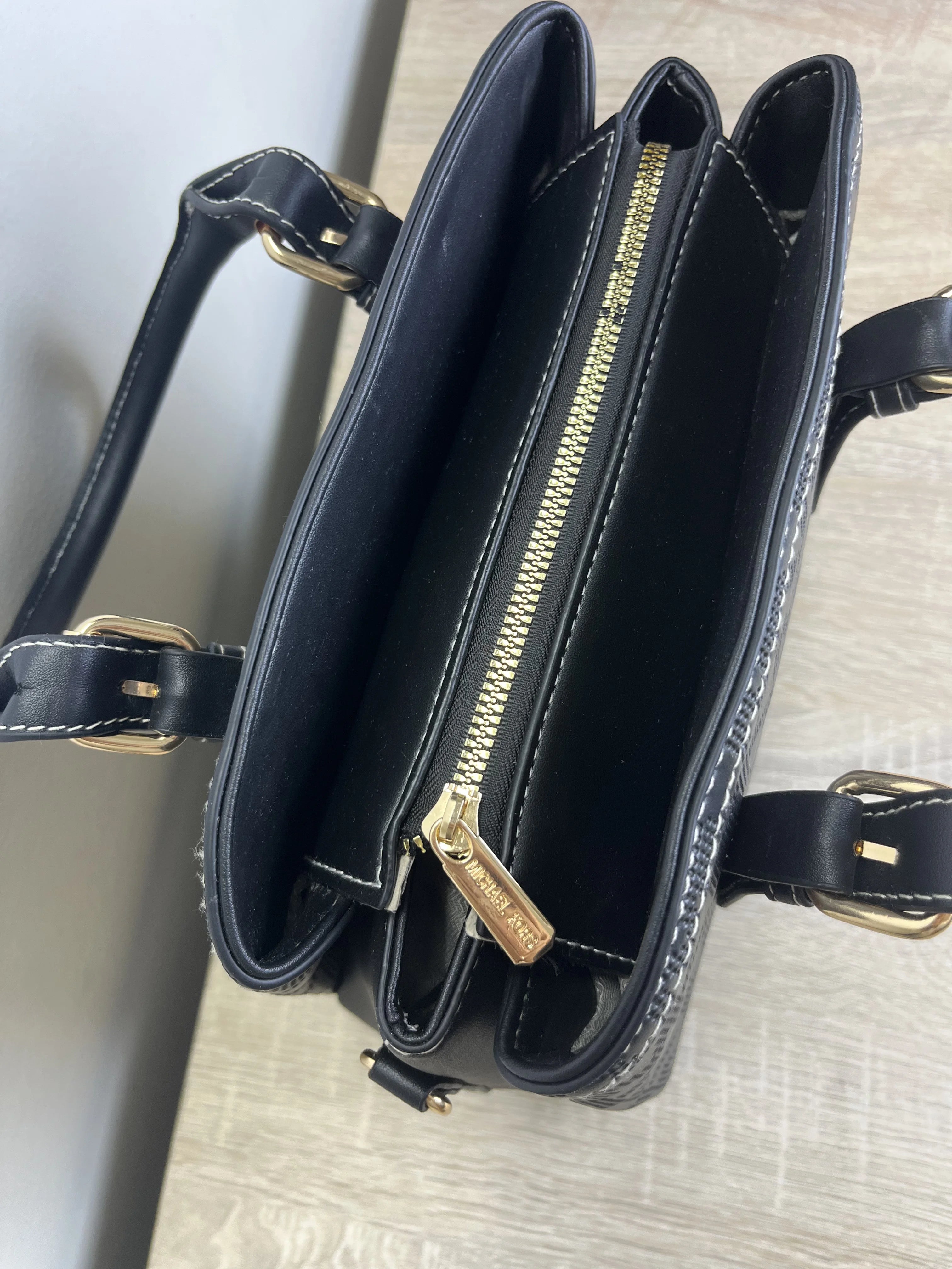 Michael Kors Handbag N- 153