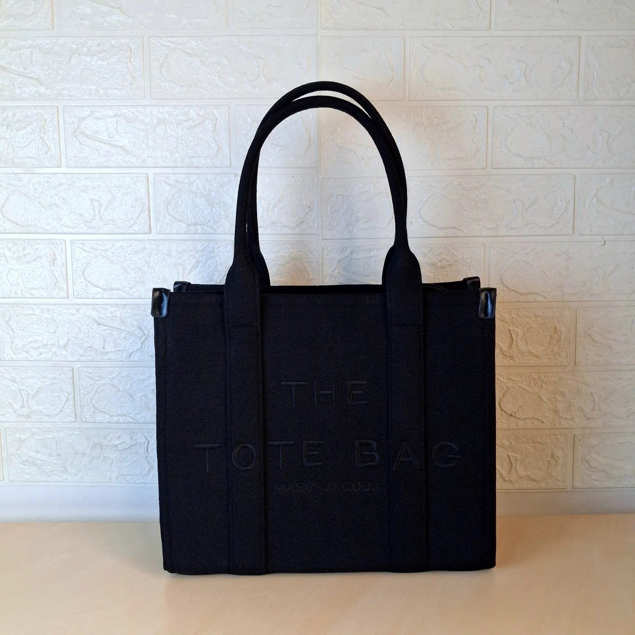 Marc Jacobs The Tote Bag N- 01