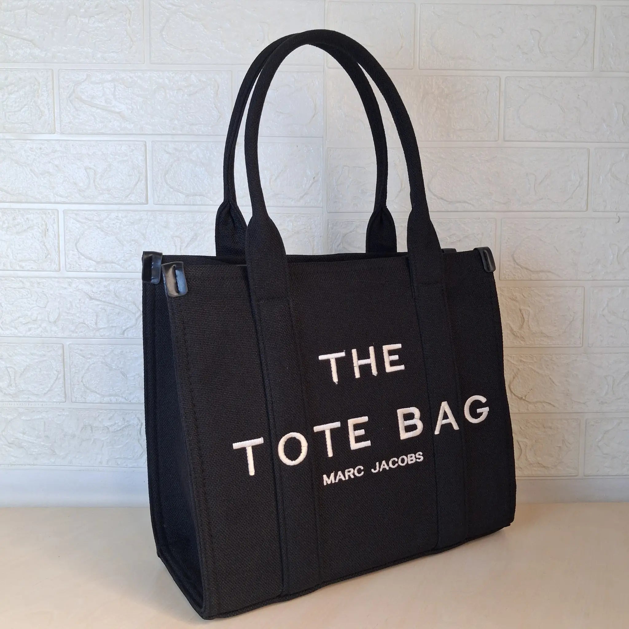 Marc Jacobs The Tote Bag N- 01
