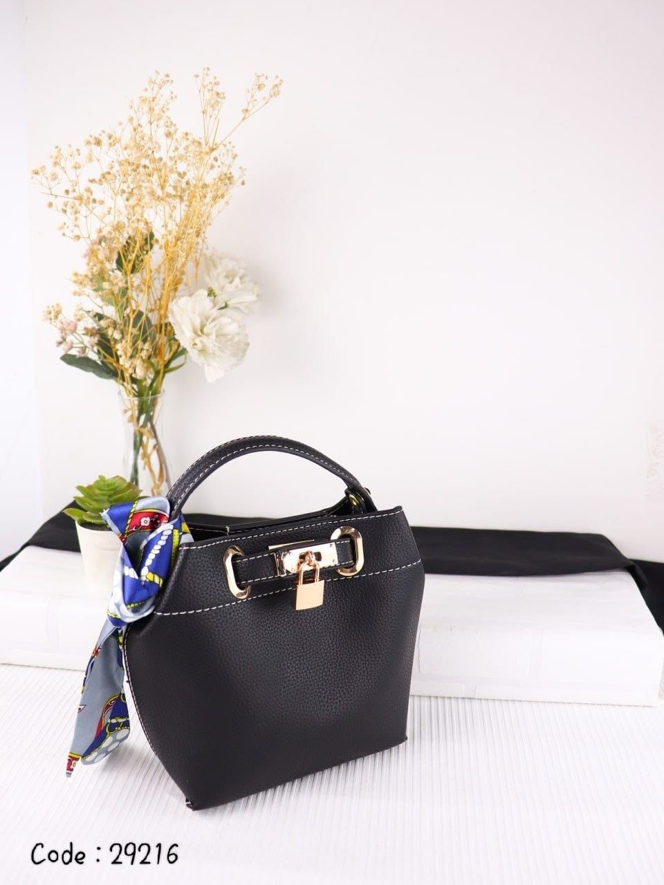Hermès Handbag L- 29216