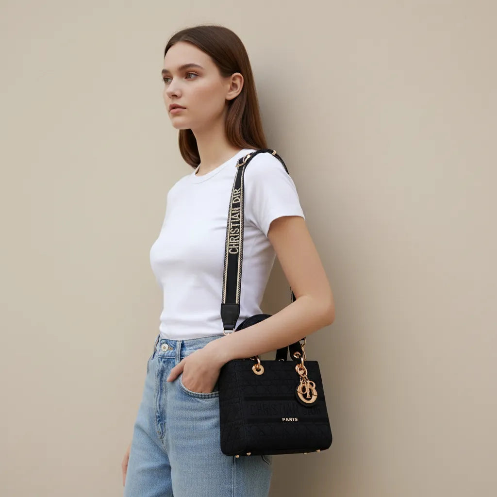 Christian Dior Handbag F- n777 with Box 🎁