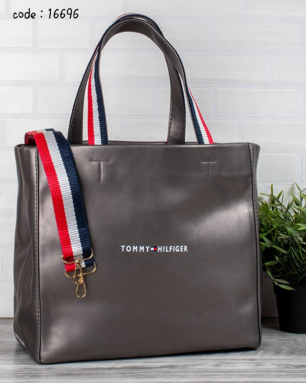 Tommy Hilfiger Handbag L- 16696