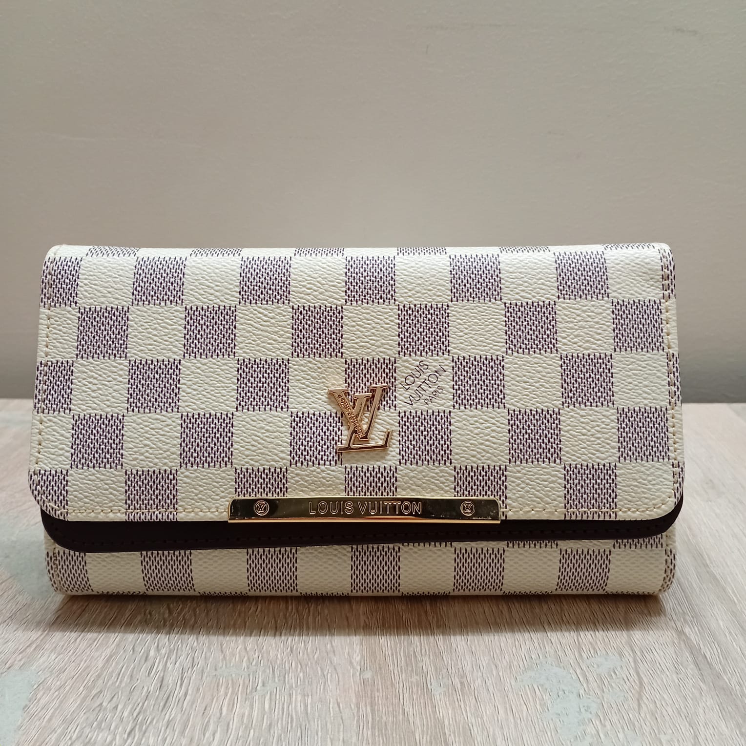 Louis Vuitton Wallet F- 766