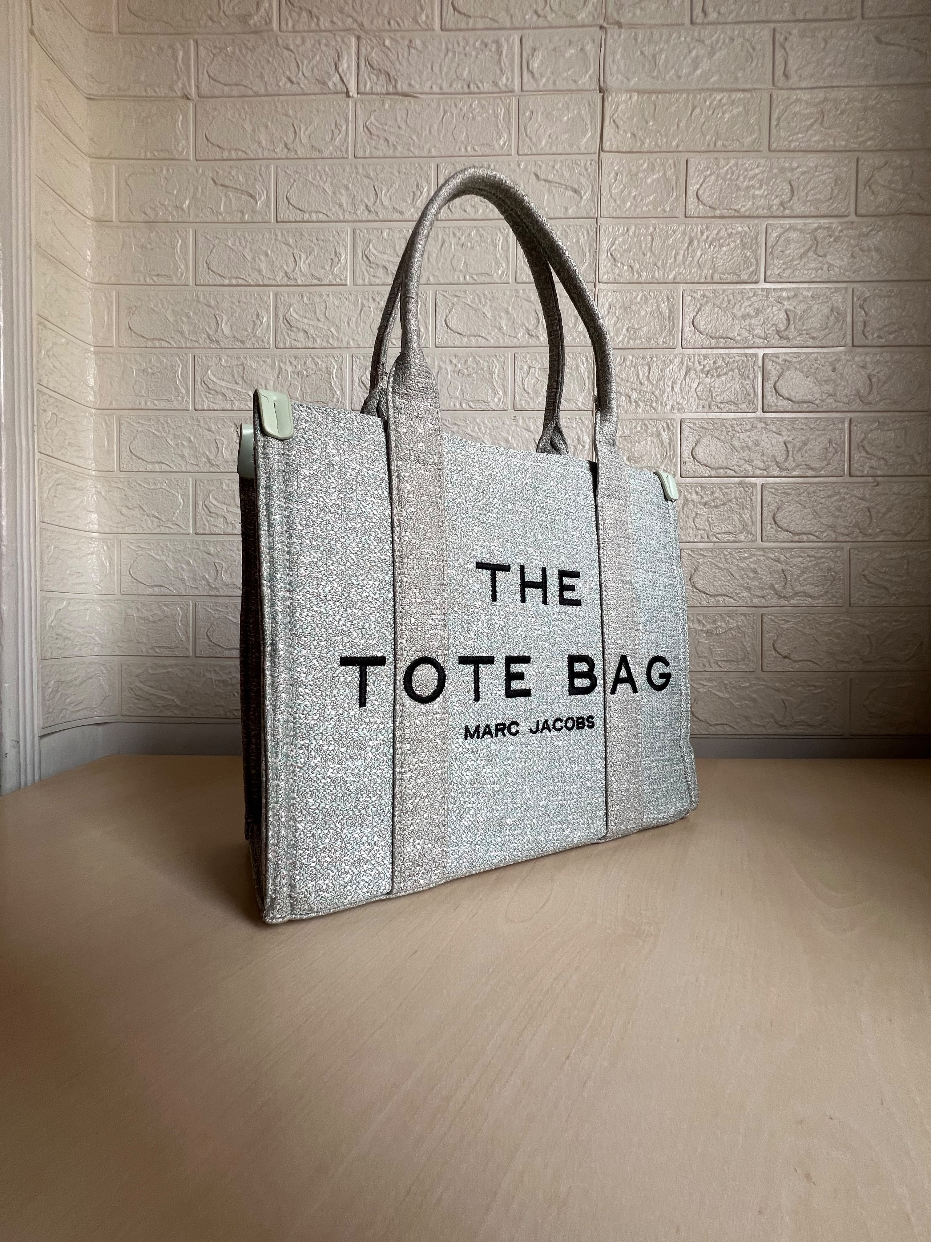 Marc Jacobs The Tote Bag N- 09